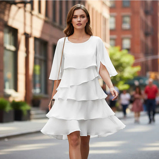😜40% árcsökkentés👗🌸 Elegáns réteges környakú ruha – Lebegő sziluett, sokoldalú egyszínű, S–3XL-ig! ✨💃