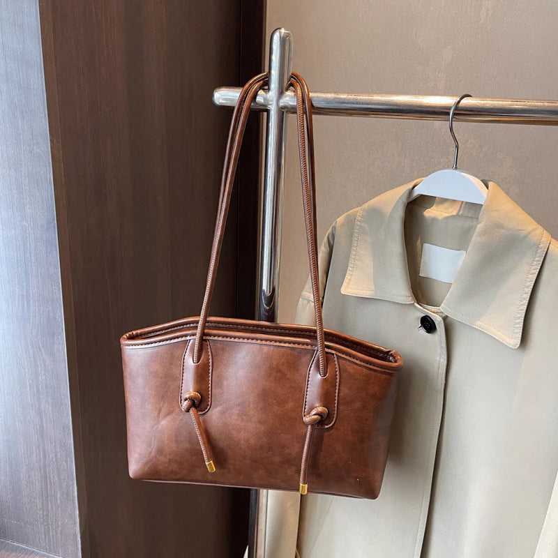 👍2026 Új modell😜30% árcsökkentés👜 Vintage stílusú PU bőr válltáska – Prémium minőség, praktikus és nőies mindennapi kiegészítő!