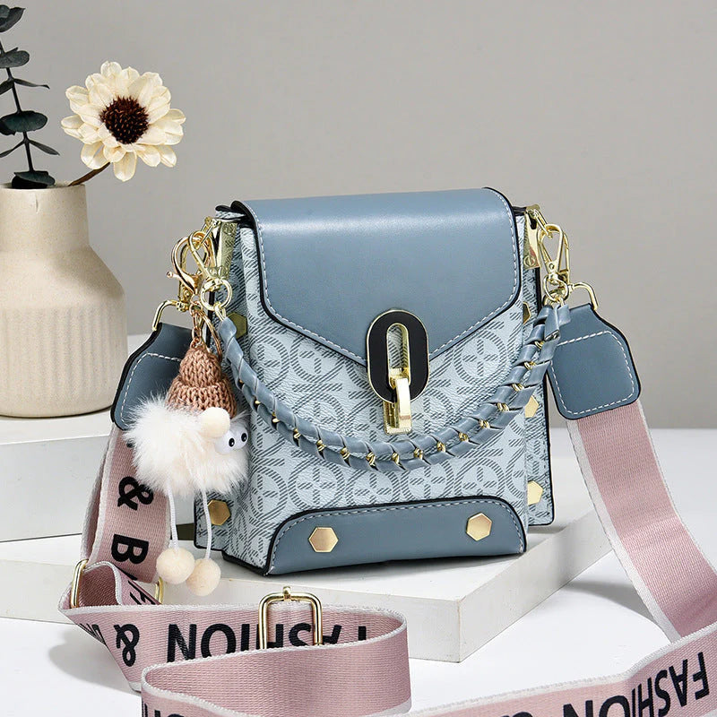 🎁Ingyenes ajándék-🎊Gyönyörű medál👜✨Elegáns geometrikus mini válltáska – Prémium PU bőr, sokoldalú és rendezett！