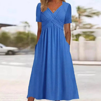 📿Ingyenes rózsa nyaklánc👗💖 Szív alakú nyakkivágású ruha – Prémium légáteresztő keverék, ráncálló utazási alapdarab! ✨🌿