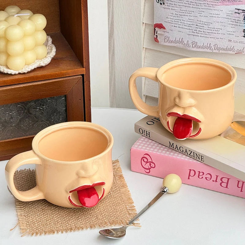 ☕😜 3D-s arcképes vicces bögre – Kinyújtott nyelvű design, prémium kerámia, C-alakú fogantyú! ✨🎁