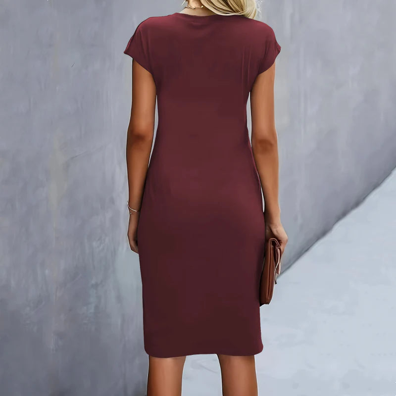 🎁Ingyenes ajándék📿Gyönyörű nyaklánc 👗Környakú rövid ujjú midi ruha✨Egyszínű prémium női ruha – Puha poliészter anyag S–2XL méretekben több divatos árnyalatban!