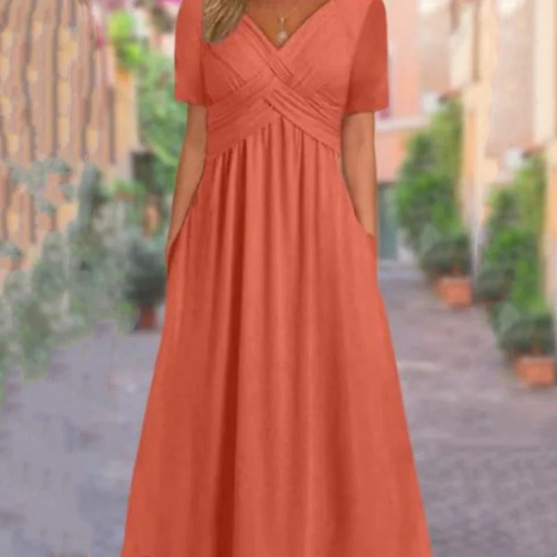 📿Ingyenes rózsa nyaklánc👗💖 Szív alakú nyakkivágású ruha – Prémium légáteresztő keverék, ráncálló utazási alapdarab! ✨🌿