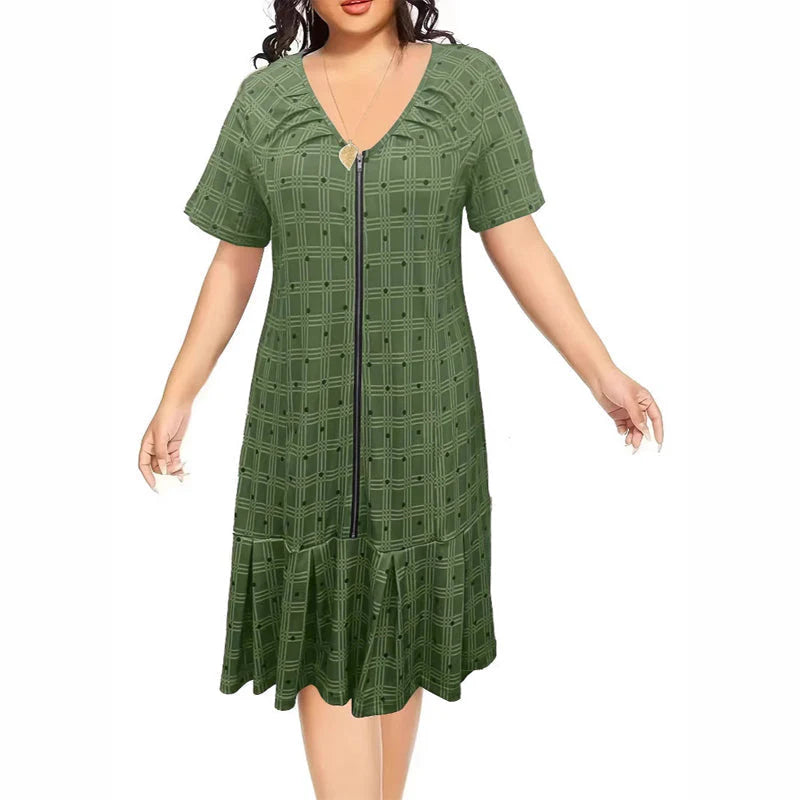 😍2026 tavaszi újdonságok💥50% árcsökkentés 👗 Plus Size lélegző ruha✨ Állítható V-kivágásos ruha – Plisszírozott ruflesz alj, nőies és sokoldalú!
