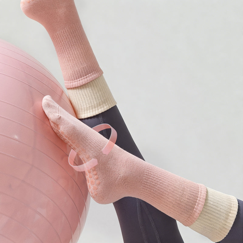 🔥2+2 ingyenes☁️Légáteresztő pamutkeverék jóga zokni🧘‍♀️Csúszásgátló pilates zokni teljes talpi szilikonnal – Rugalmas bokaszegély, stabil lábfej támasztás!