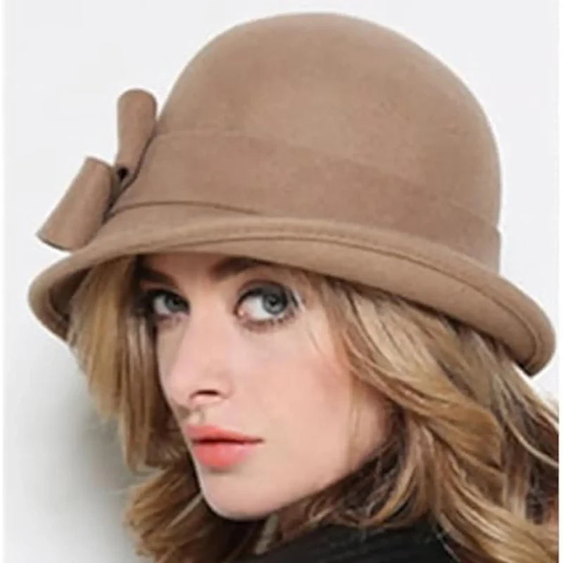 😊70% kedvezmény az eredeti árból🎩 Női vintage kalap nagy masnival – Retro stílus és kényelem minden napra!