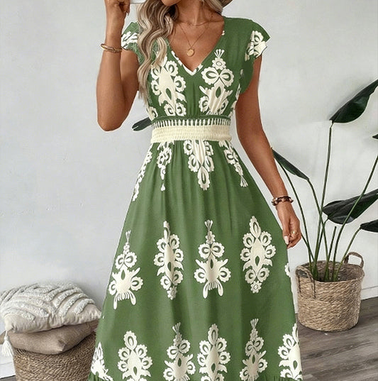 🎁Ingyenes ajándék -📿Gyönyörű nyaklánc🌿 Könnyű lélegző női hosszú ruha✨ V-nyakú barokk mintás maxi ruha – Magas derékkal, karcsúsító hatással minden alkalomra!