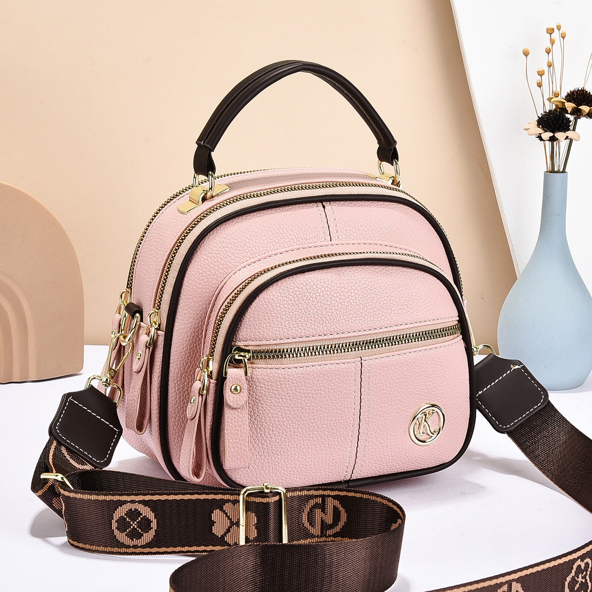 🎉45% árcsökkentés✨Keresztpántos elegáns kézitáska👜Boho stílusú többfunkciós bőr táska – Állítható széles vállpánt, többrekeszes rendezett tárolás!