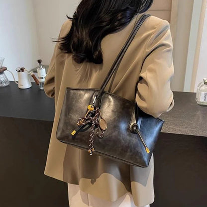👍2026 Új modell😜30% árcsökkentés👜 Vintage stílusú PU bőr válltáska – Prémium minőség, praktikus és nőies mindennapi kiegészítő!