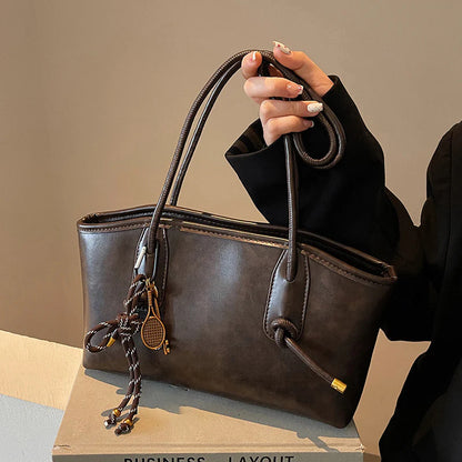👍2026 Új modell😜30% árcsökkentés👜 Vintage stílusú PU bőr válltáska – Prémium minőség, praktikus és nőies mindennapi kiegészítő!