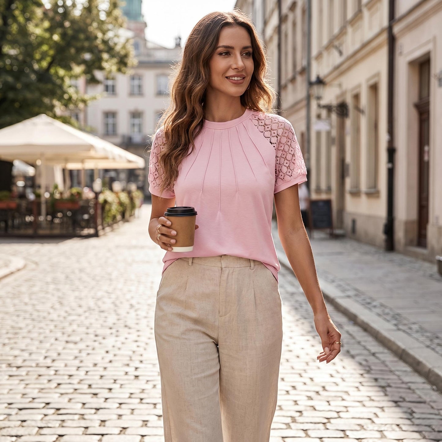 🎁Ingyenes ajándék📿Gyönyörű nyaklánc👕 Klasszikus környakú női felső – Patchwork díszítéssel modern stílus！